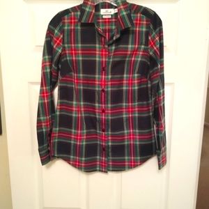 Vineyard Vines plaid shirt. Size 00